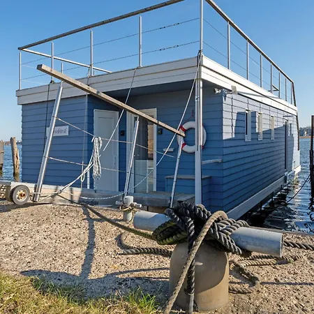Snowbird Botel