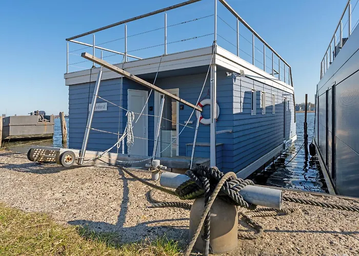 Snowbird Botel